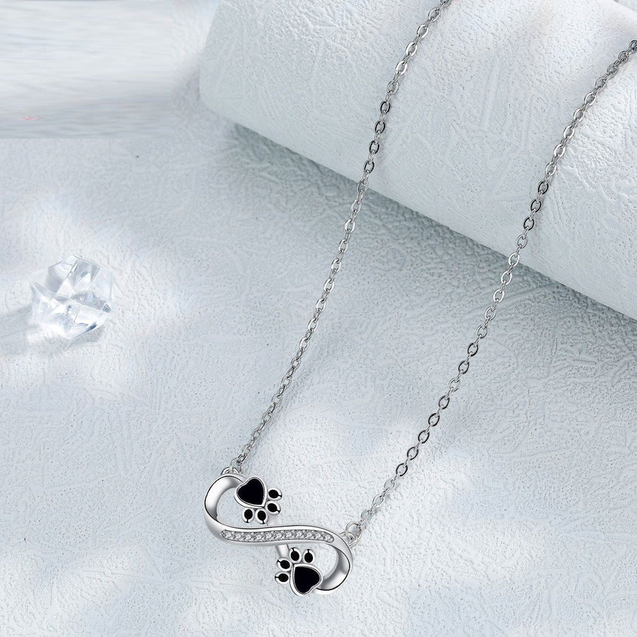 Collar de Huella de Patas Infinita con Zirconia