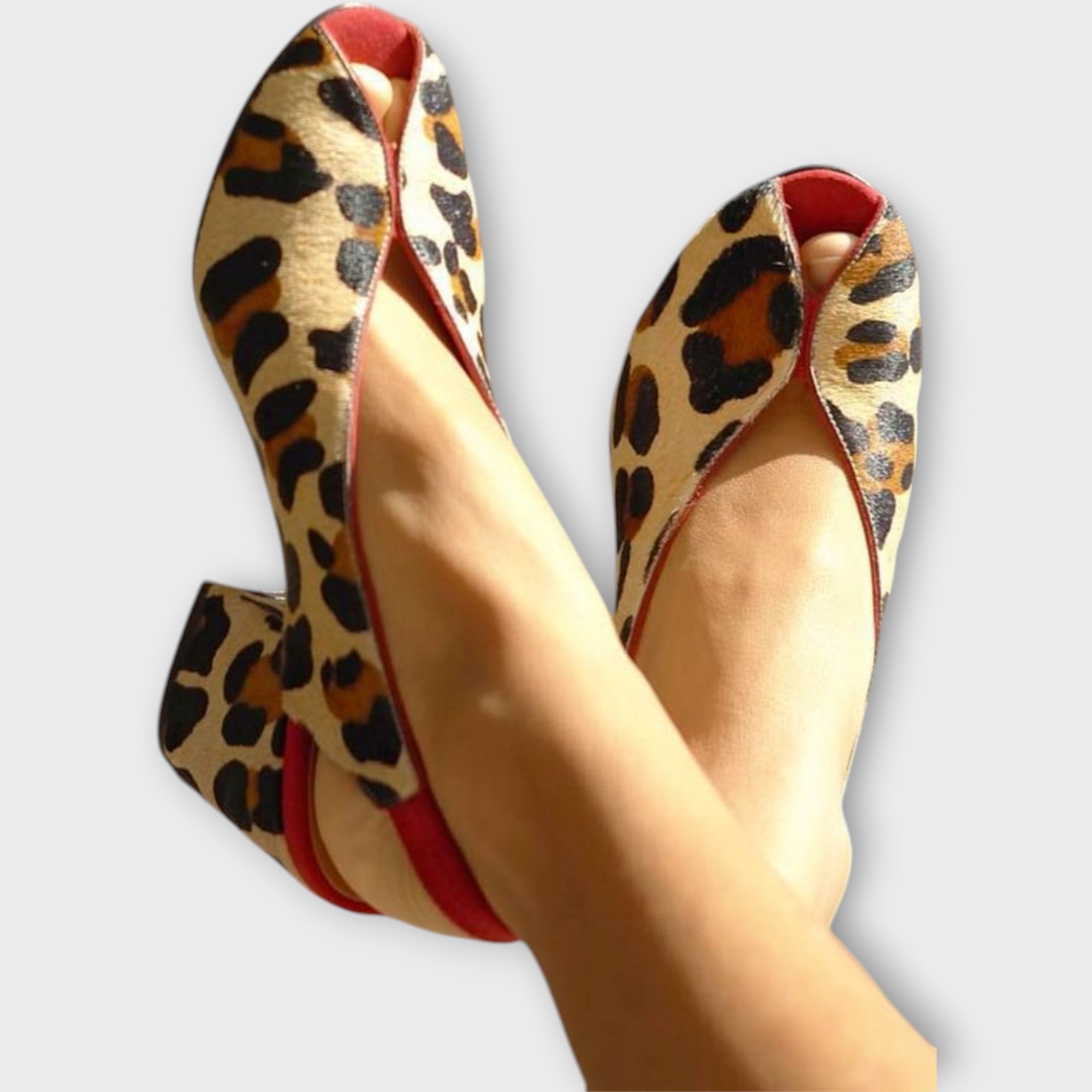 Nina | Sandalias minimalistas de tacón con estampado de leopardo