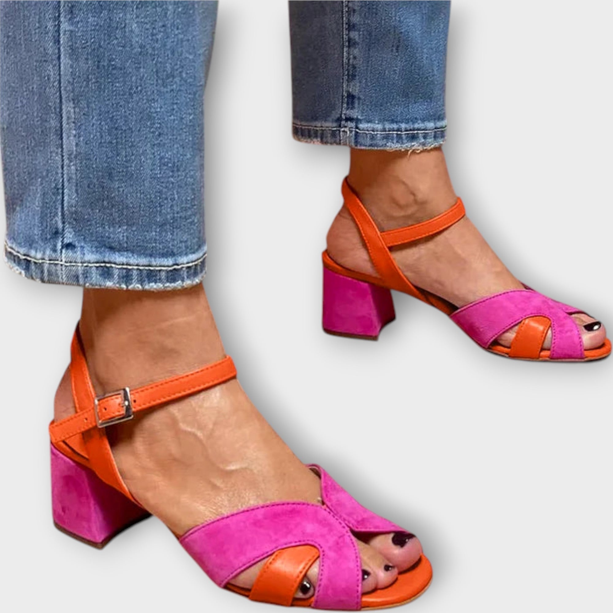 Mia | Sandalias de tacón cuadrado minimalista