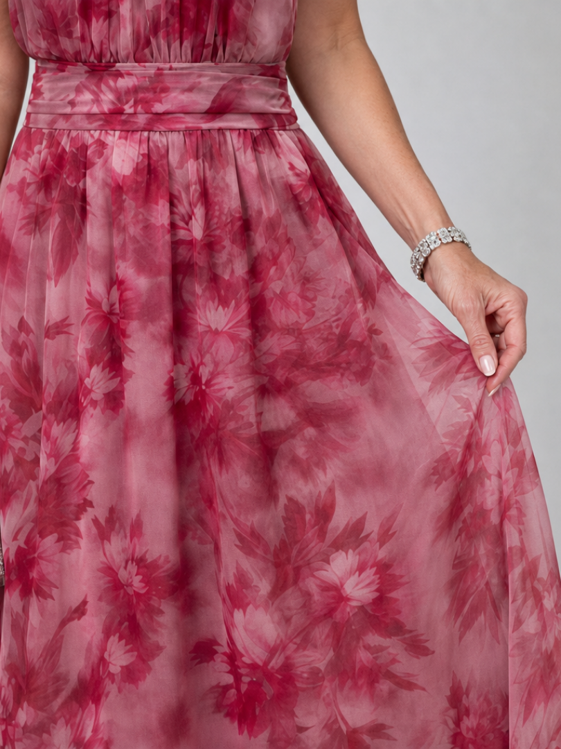 Avien | Vestido Midi con Cuello Halter Suave
