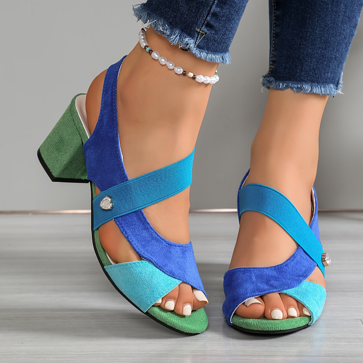 Vega | Sandalias elegantes con tacón estable