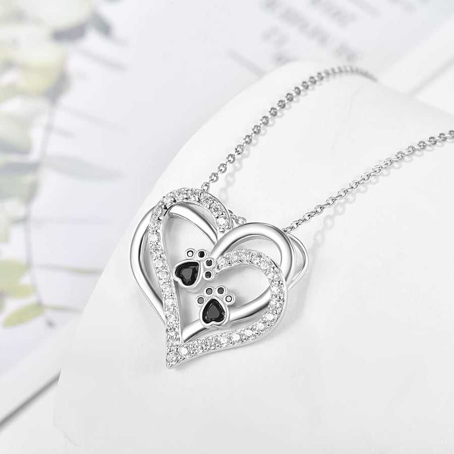 Collar con Corazón de Huella de Perro y Circonitas