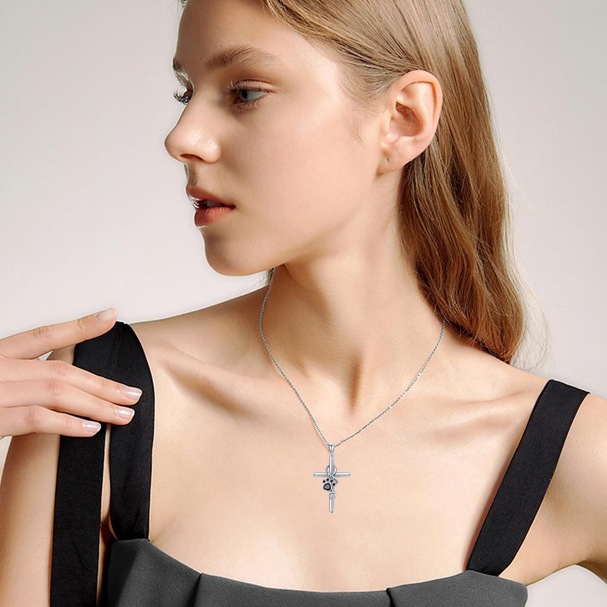 Collar de Patita y Cruz de Plata Esterlina 925
