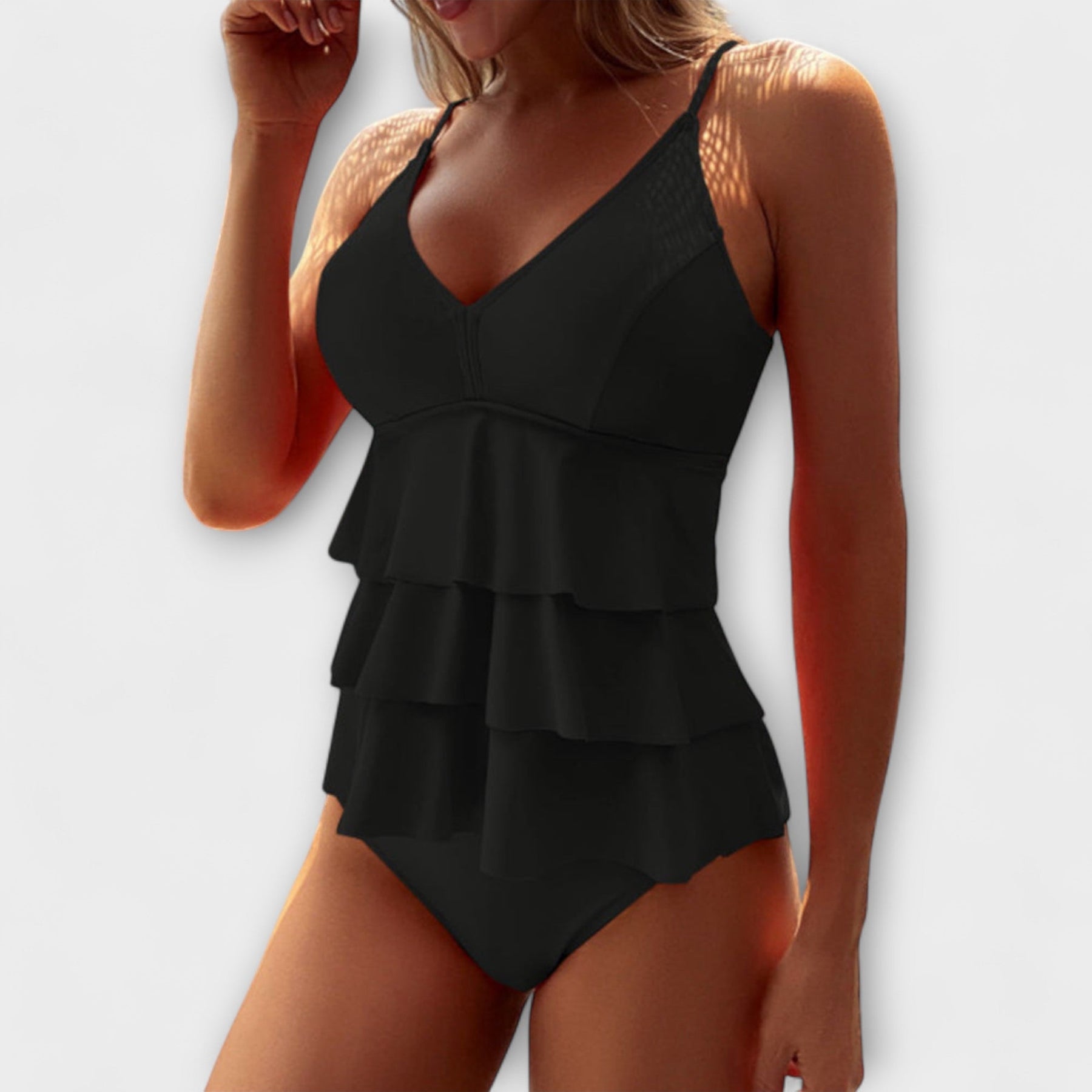 Estela | Bañador Elegante con Volantes y Corte Estilizador