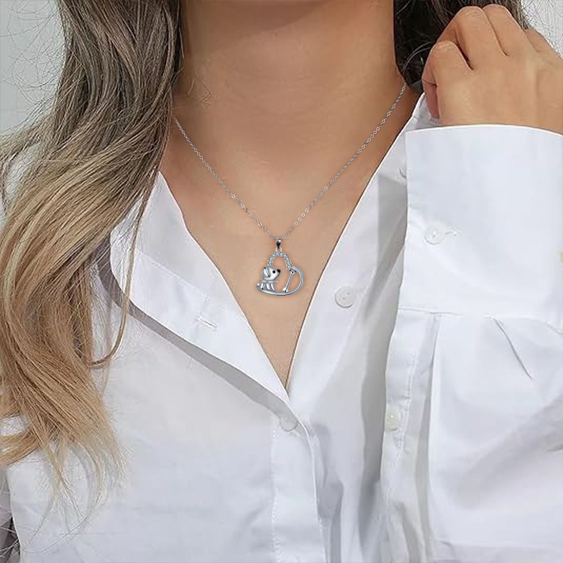 Collar de Perro con Colgante en Forma de Corazón