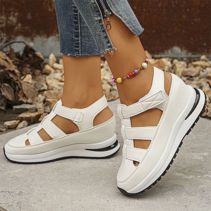 Elena | Sandalias con velcro y puntera cerrada