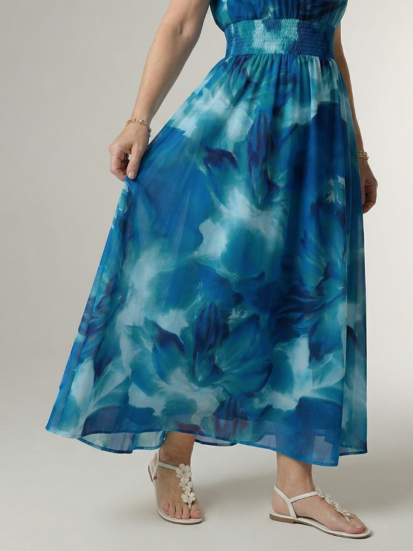 Sylin | Vestido Midi con Cuello Halter Fruncido