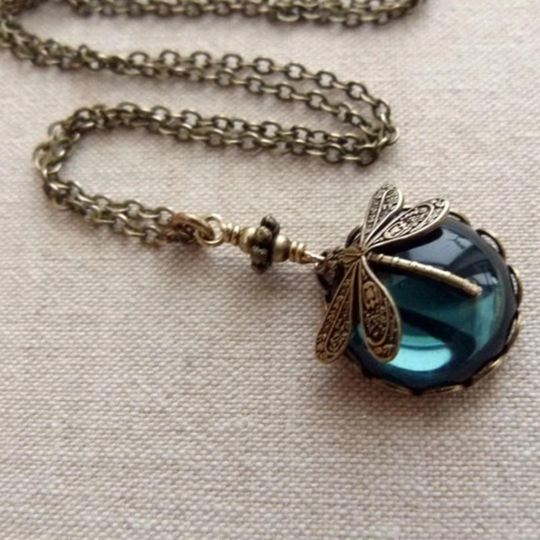 Hermosa Collar de Libélula Vintage con Pendientes de Regalo – Oferta por Tiempo Limitado