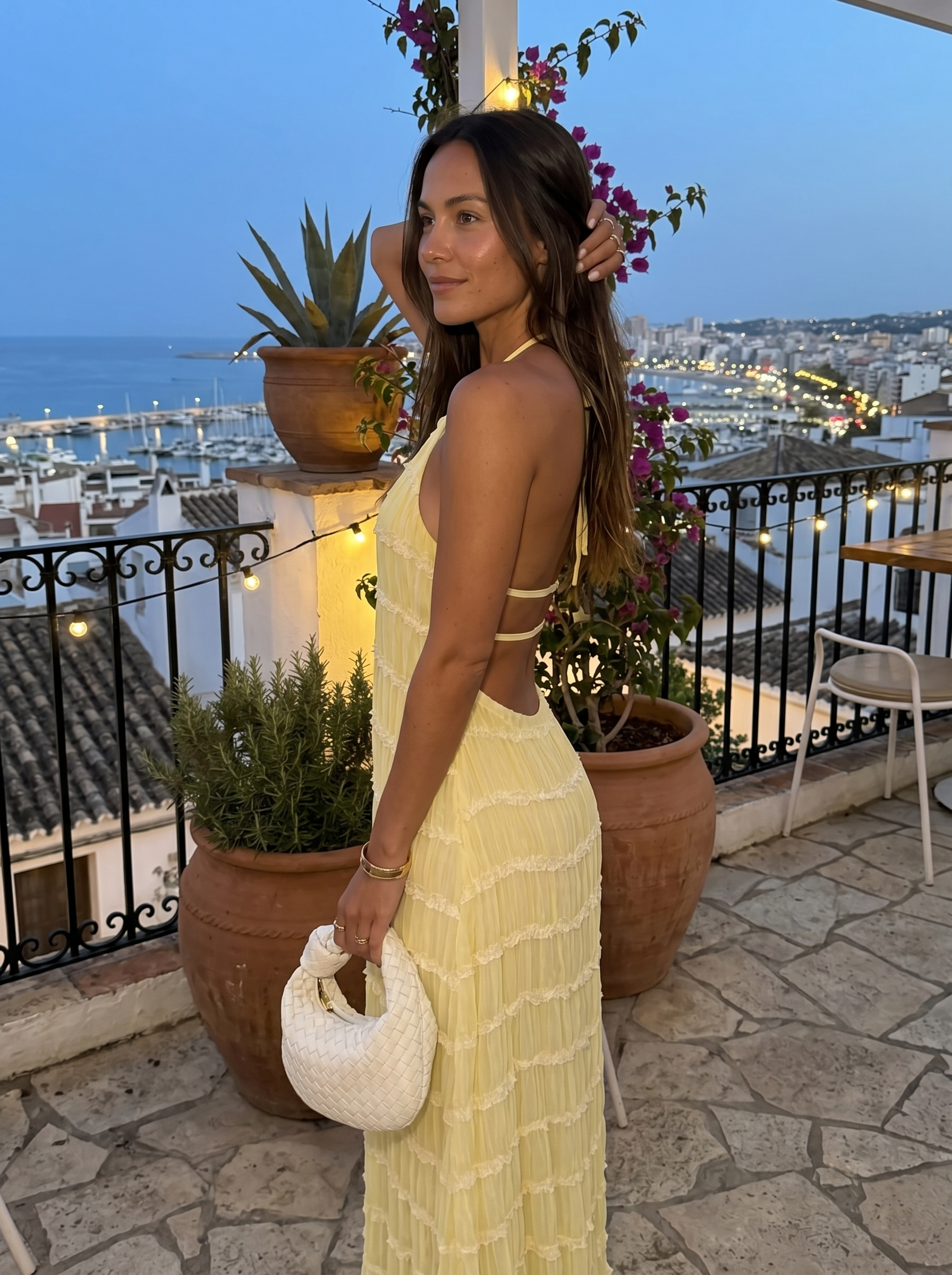 Ángela | Vestido maxi elegante de verano con cuello halter