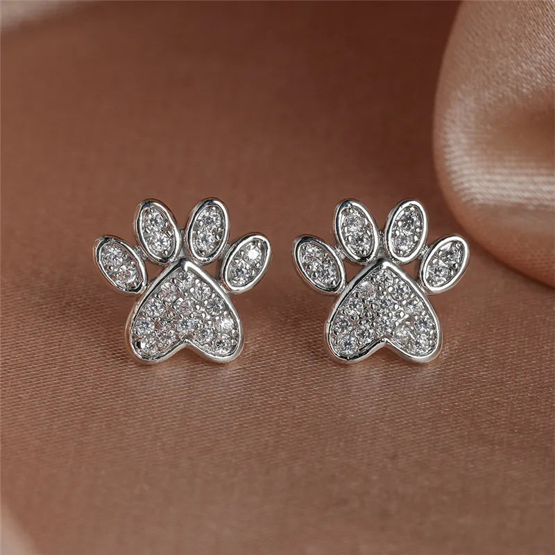 Pendientes de Paw de Circonia Blanca – Diseño en Forma de Corazón