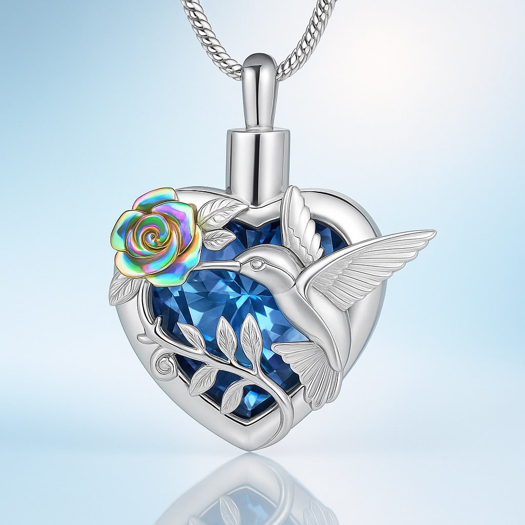Collar de Urna con Corazón de Colibrí