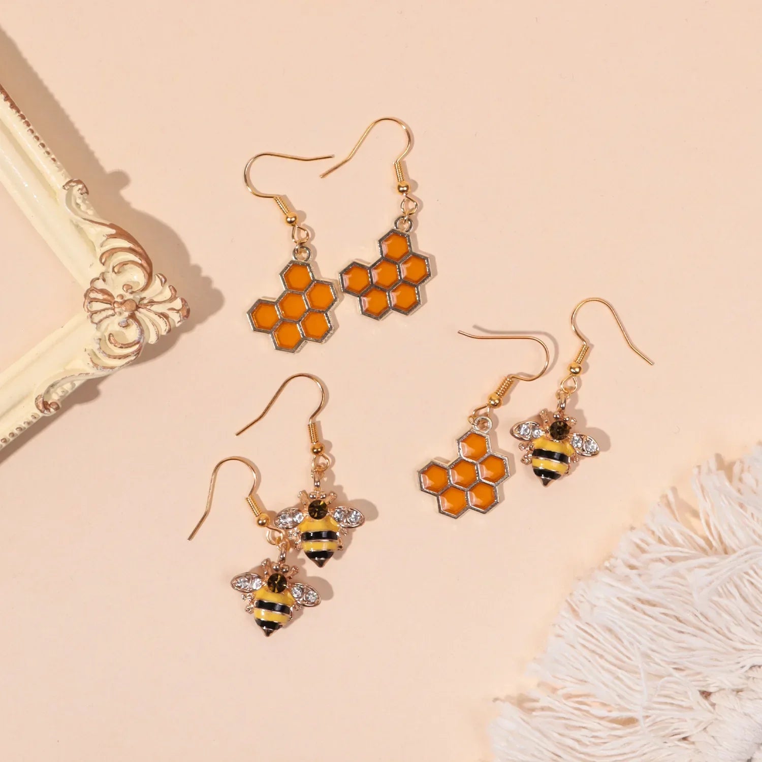 Pendientes de Cristal con Abeja Dorada y Panal