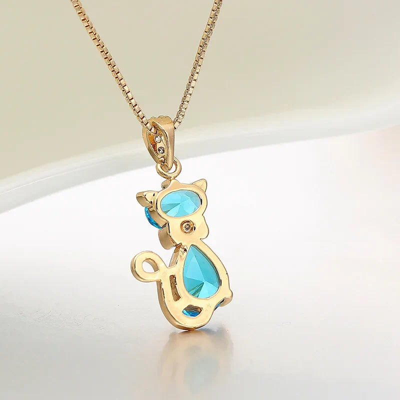 Collar con Colgante de Gato de Cristal