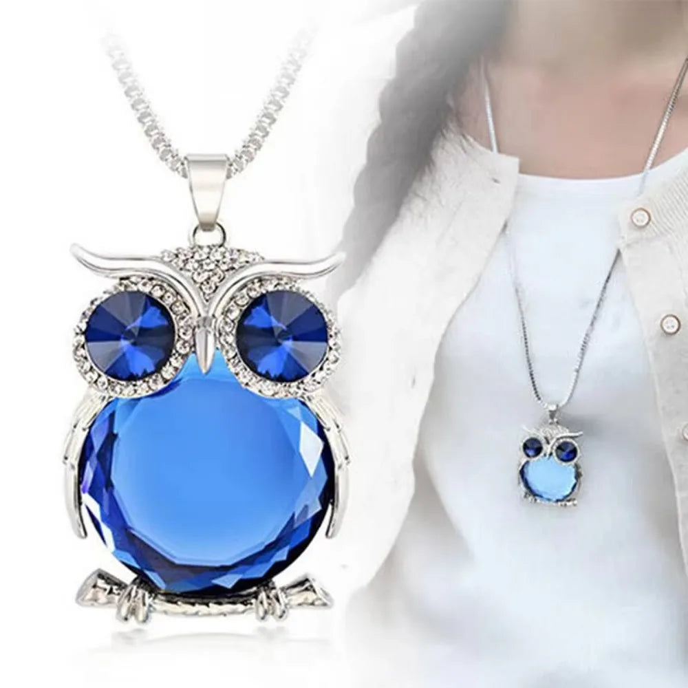 Collar con Colgante de Búho de Cristal
