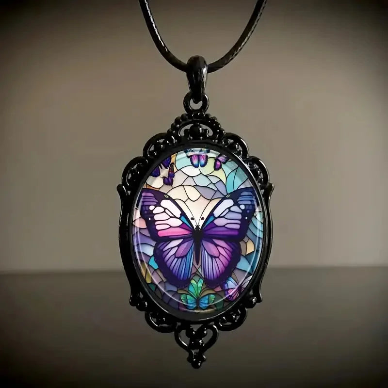 Collar con Colgante de Mariposa y Cristal Púrpura