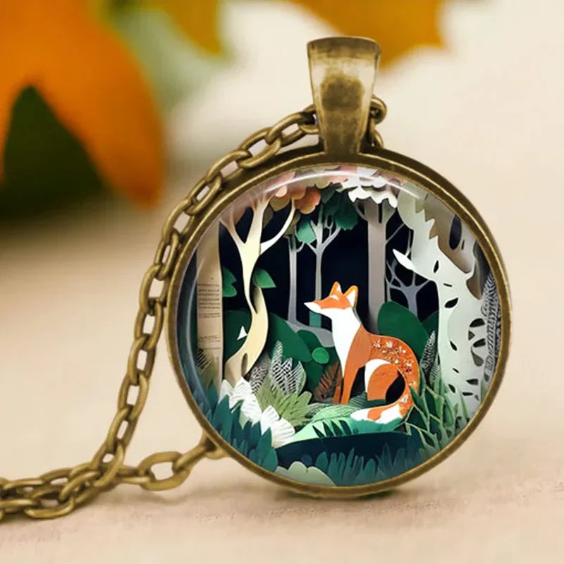 Collar de Colgante de Vidrio de Animal Espiritual del Bosque