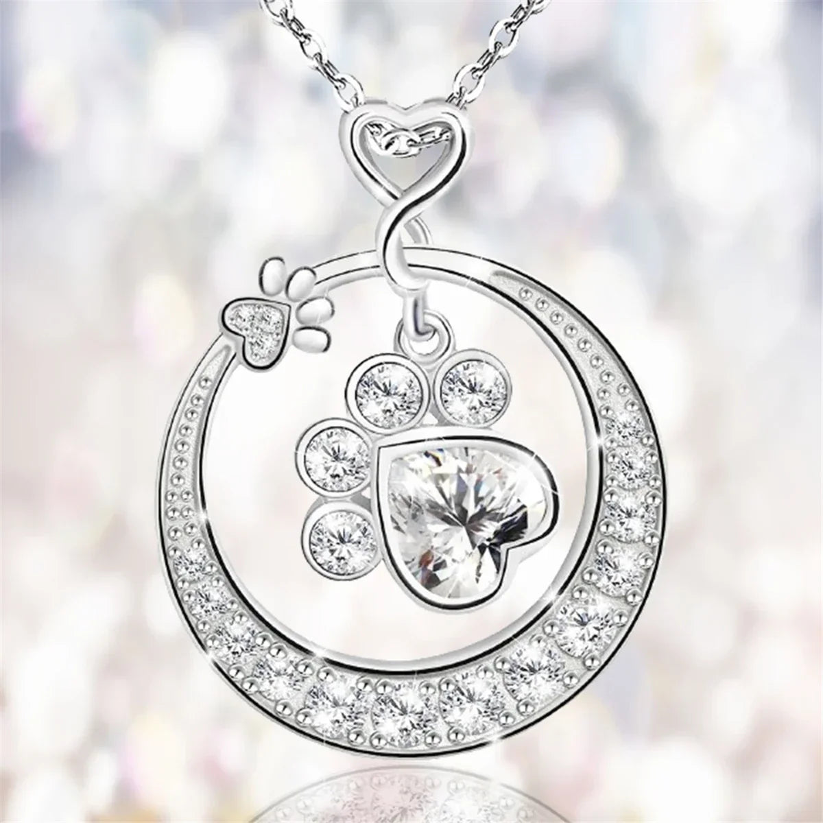Collar de Huella de Patita Bonita en Plata de Ley 925 con Circonitas