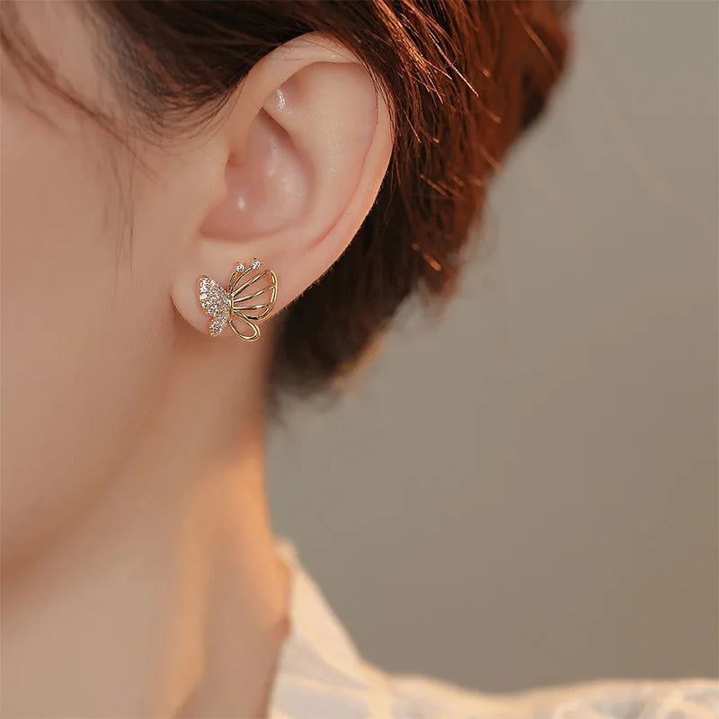 Pendientes de Stud de Mariposa de Circonita Elegantes