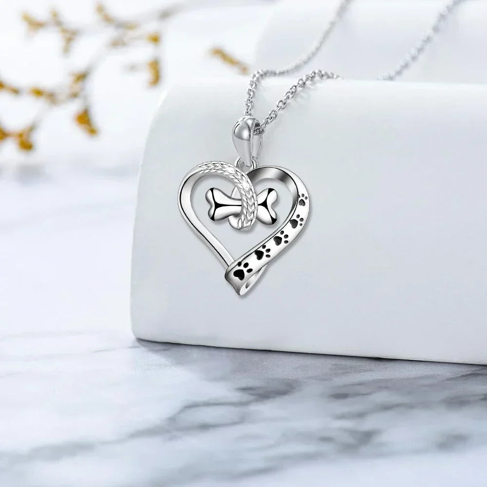 Conjunto de Joyería de 2 Piezas con Encantos de Huella, Corazón y Hueso
