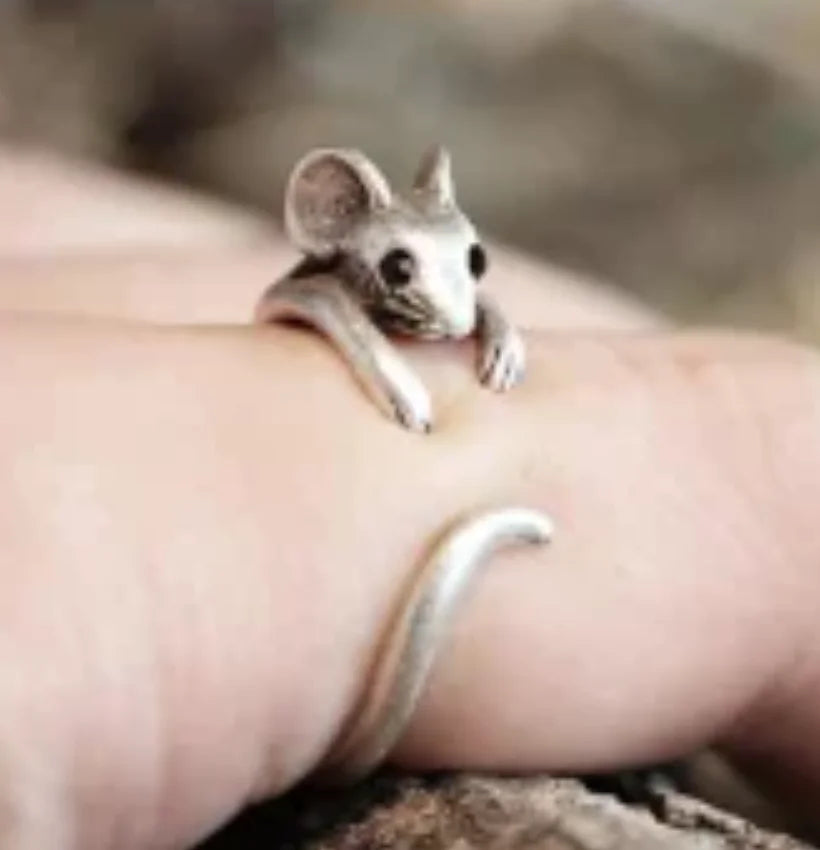 Anillo Envolvente de Ratón Adorable – Joyería Vintage Ajustable