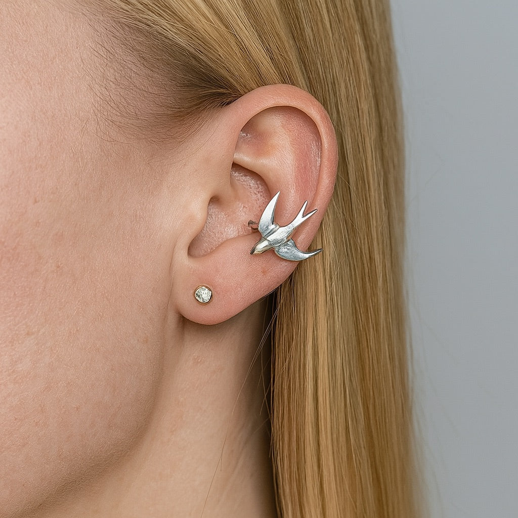 Hermosos Pendientes de Clip en Forma de Golondrina de Plata
