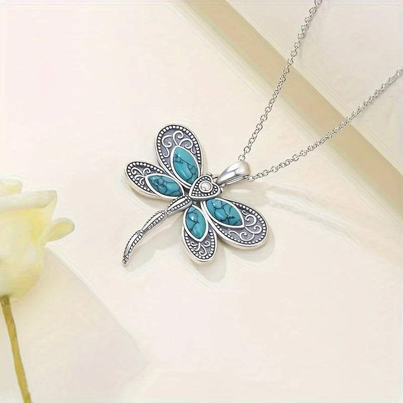 Collar de Colgante de Plata con Sueños de Libélula
