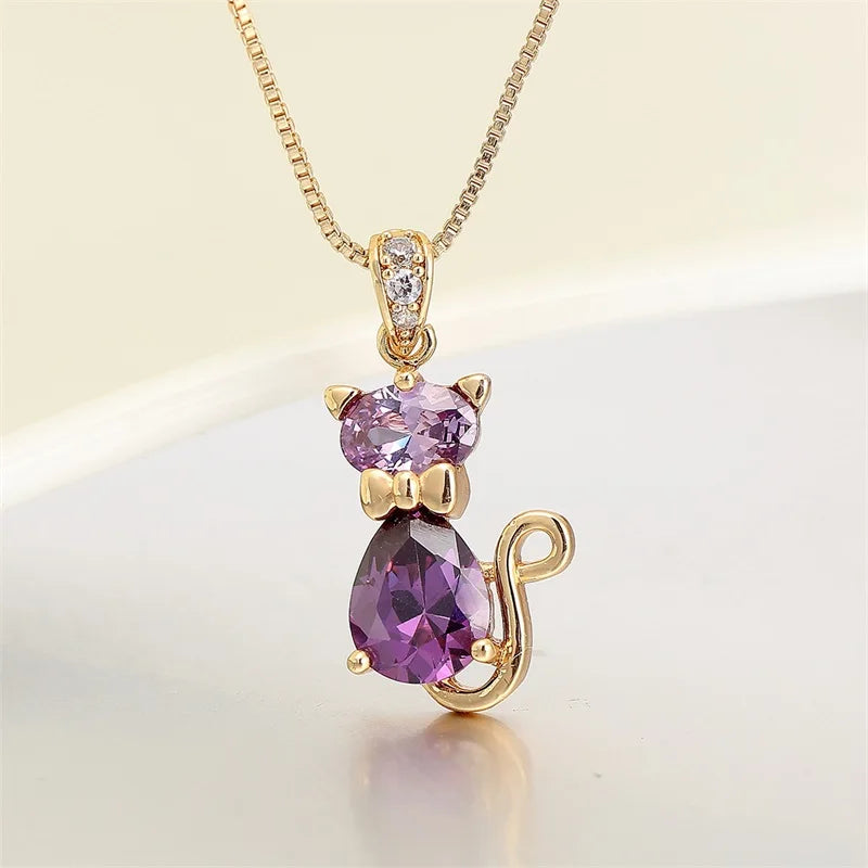 Collar con Colgante de Gato de Cristal