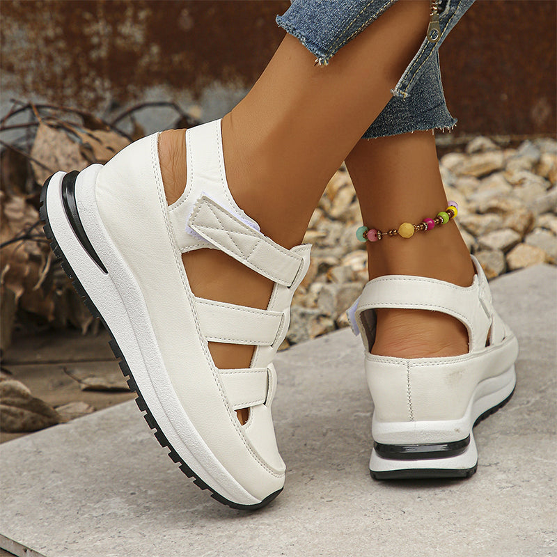 Elena | Sandalias con velcro y puntera cerrada