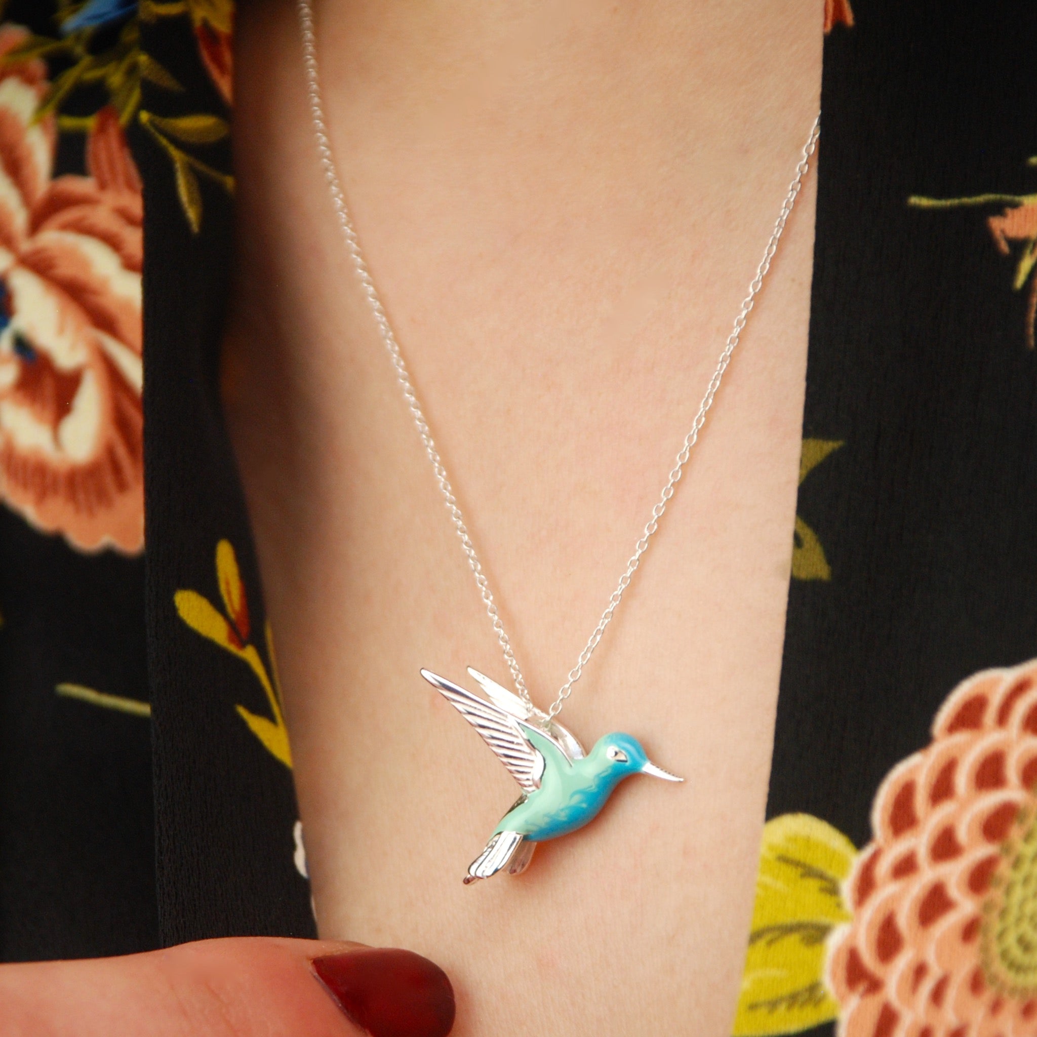 Collar de Colibrí de Plata Esterlina con Esmalte