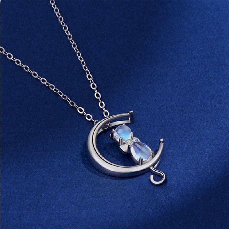 Collar de Media Luna de Piedra Lunar y Gato